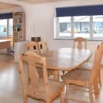 Three-bedroom In Vakantiehuis