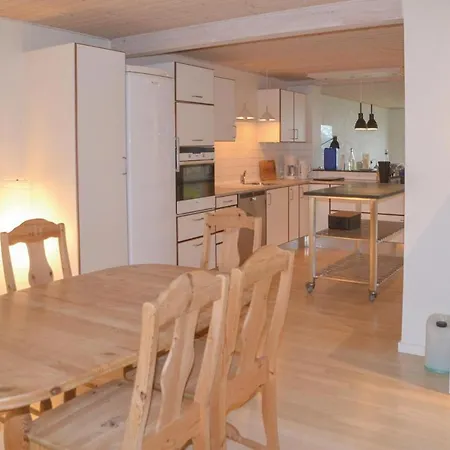 Three-bedroom In Dom wakacyjny