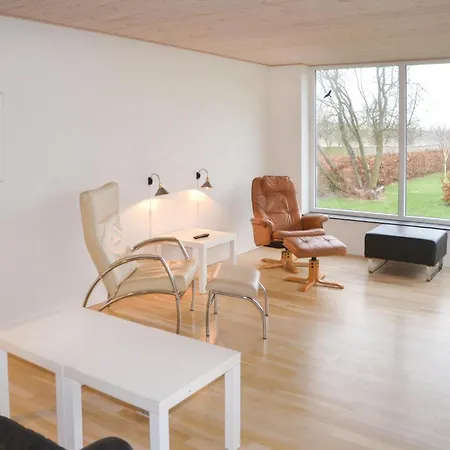 Three-bedroom In Дом отдыха *